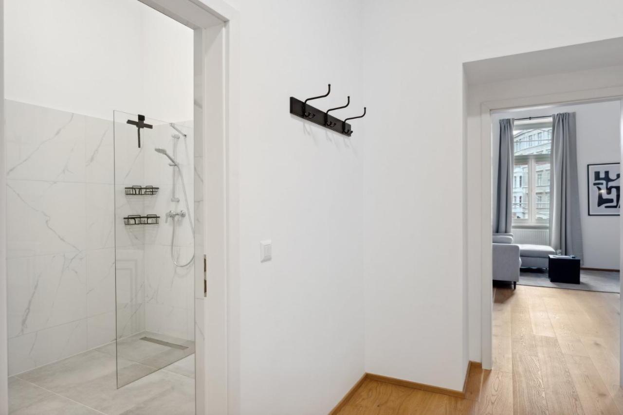 Center Designer Modern * Vienna